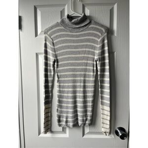 Express Turtle Neck Medium Womens Gray White Stripe Stretch NEW